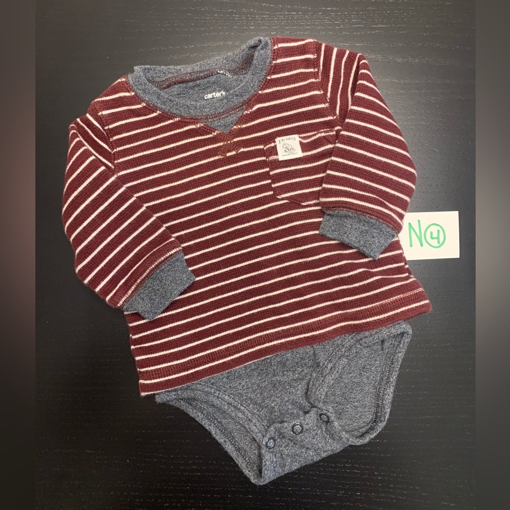 ⭐️2/$5.00⭐️ Carter’s 6m Striped Long Sleeve Onesie T-Shirt